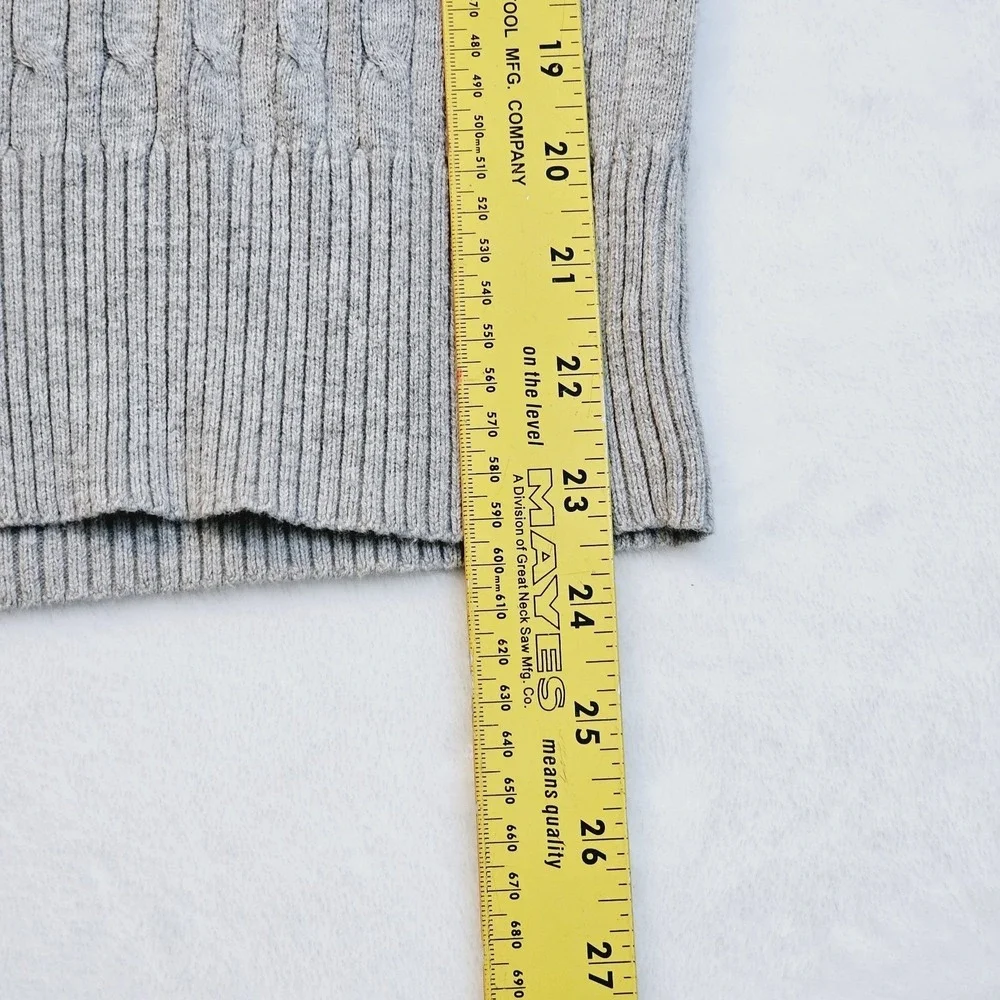American Eagle Outfitters Womens XS * Gray Cable‎ Knit V-neck Sweater Y2K Preppy
